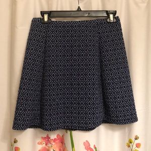 🔥NWOT Zara Trafaluc printed blue skirt